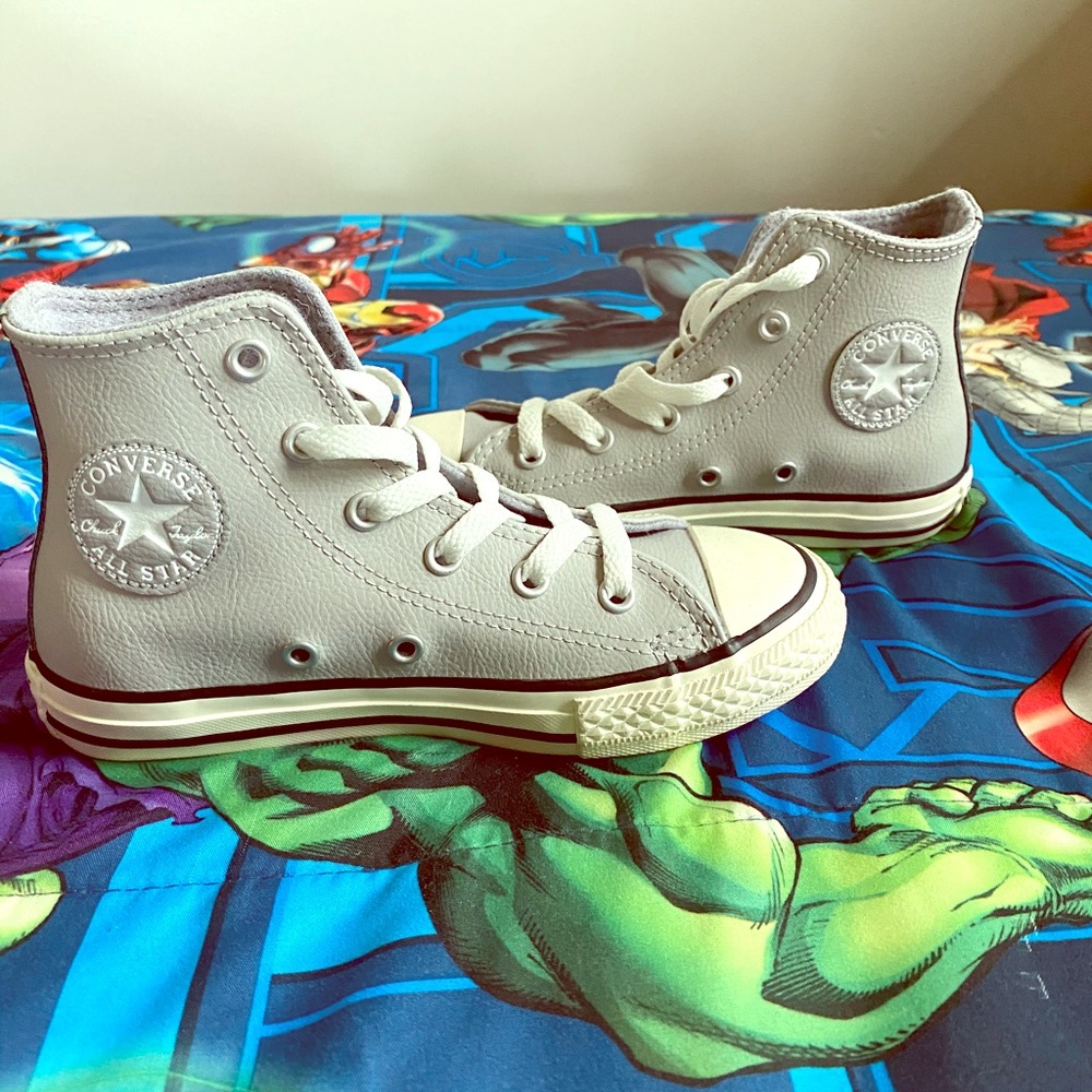 High top kids All leather high top converse shoes